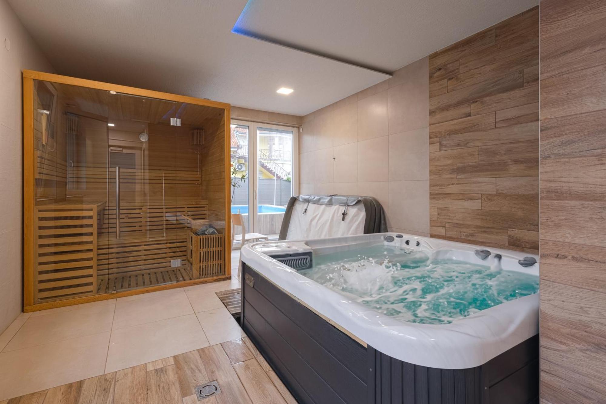 Vitorlas Wellness Apartman Siofok By Bltn Exterior foto